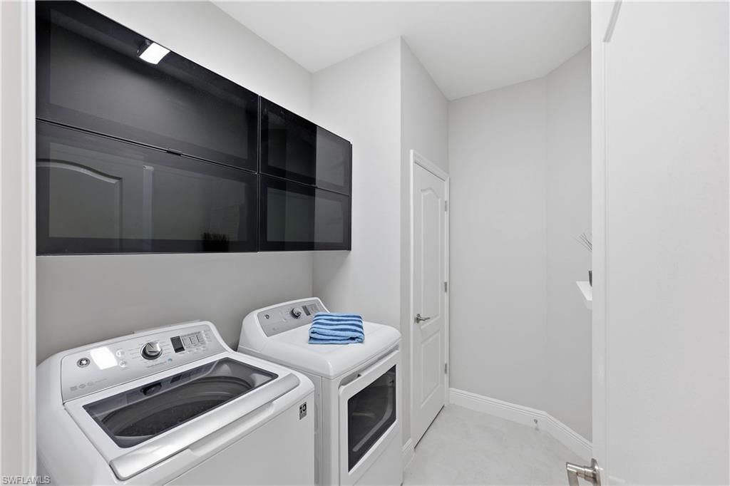 6966 Avalon Cir, Unit 908, Naples, FL 34112 Photo