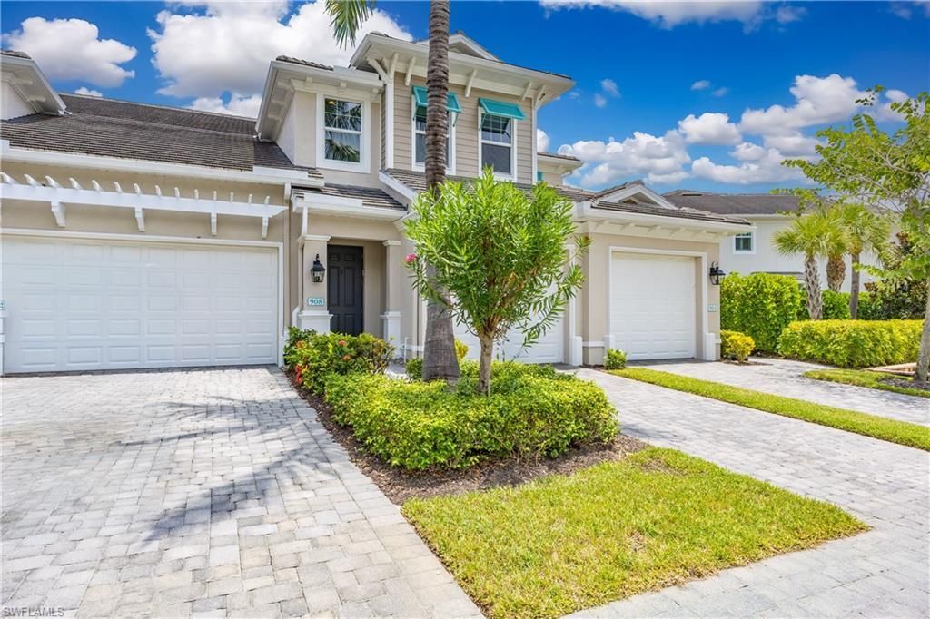 6966 Avalon Cir, Unit 908, Naples, FL 34112 Photo