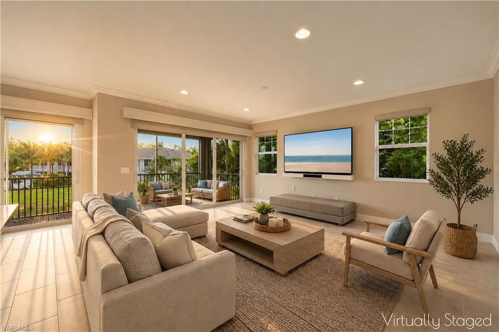 6966 Avalon Cir, Unit 908, Naples, FL 34112 Photo