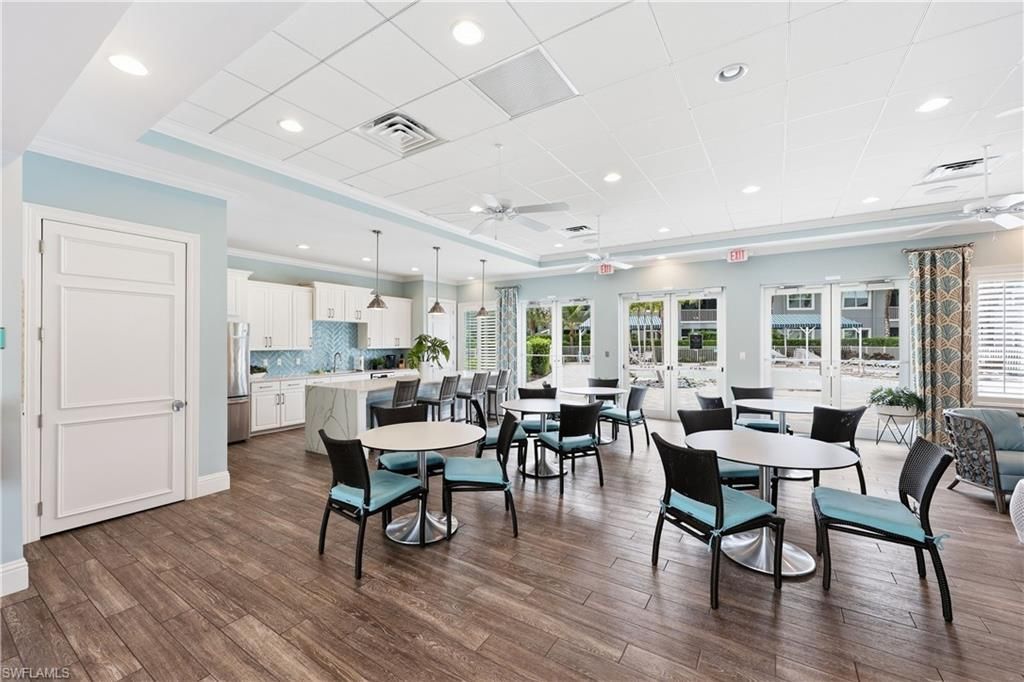 6966 Avalon Cir, Unit 908, Naples, FL 34112 Photo