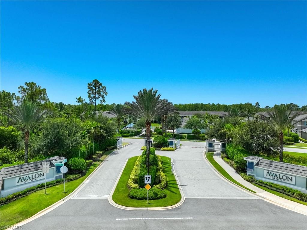 6966 Avalon Cir, Unit 908, Naples, FL 34112 Photo