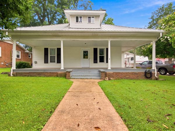 404 S Jefferson St , Winchester, TN 37398