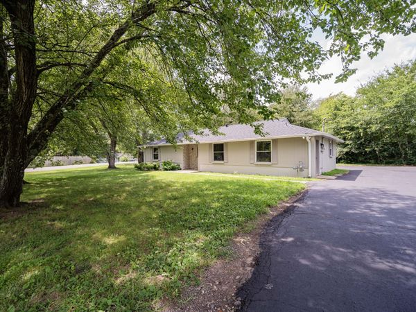 315 Pioneer Dr, Smyrna, TN 37167