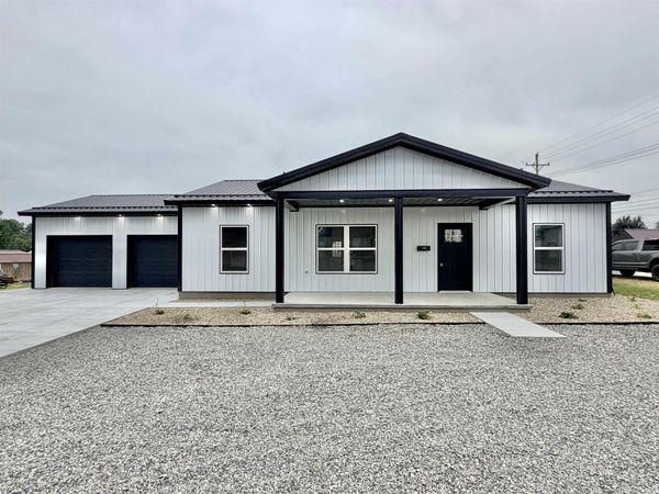 1129 Roosevelt Street, Linton, IN 47441