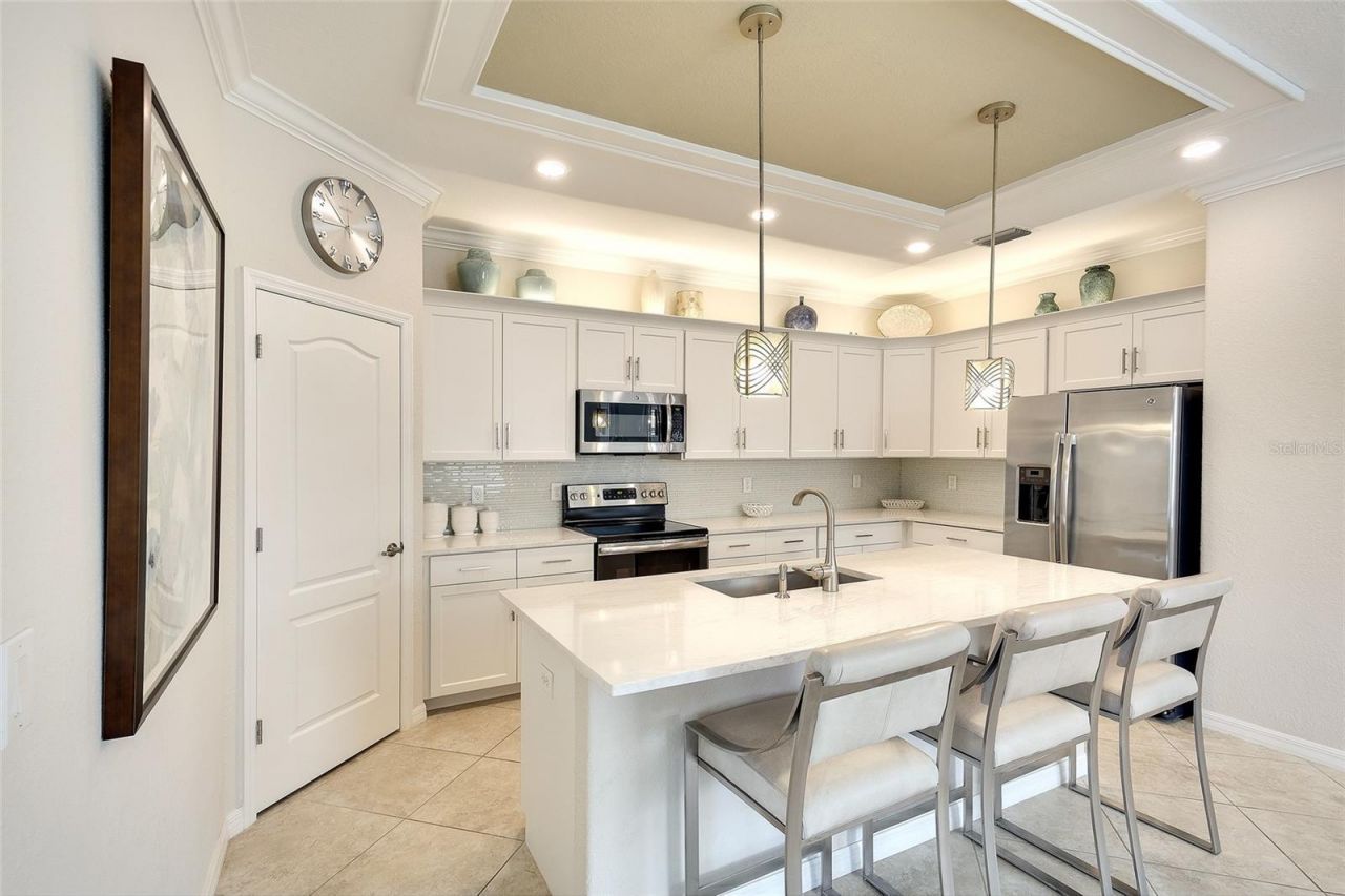 7130 Quiet Creek Drive, Bradenton, FL 34212 Photo