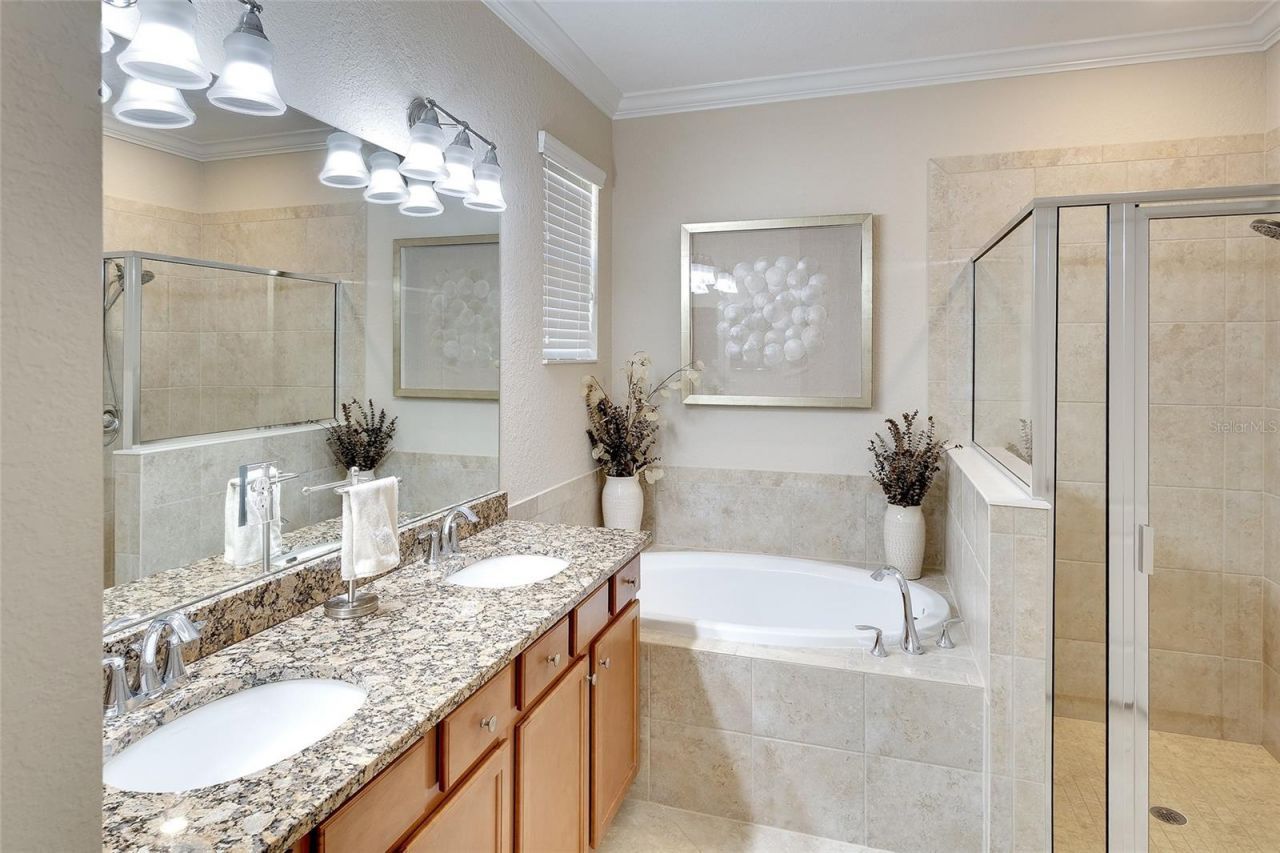 7130 Quiet Creek Drive, Bradenton, FL 34212 Photo