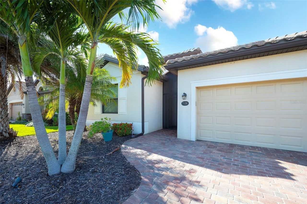 7130 Quiet Creek Drive, Bradenton, FL 34212 Photo