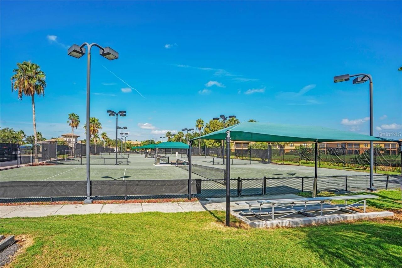 7130 Quiet Creek Drive, Bradenton, FL 34212 Photo
