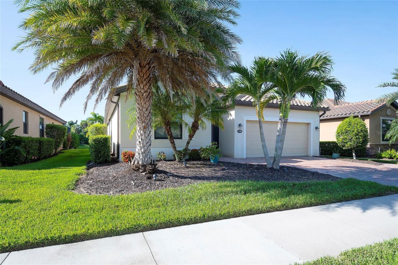 7130 Quiet Creek Drive, Bradenton, FL 34212 Photo
