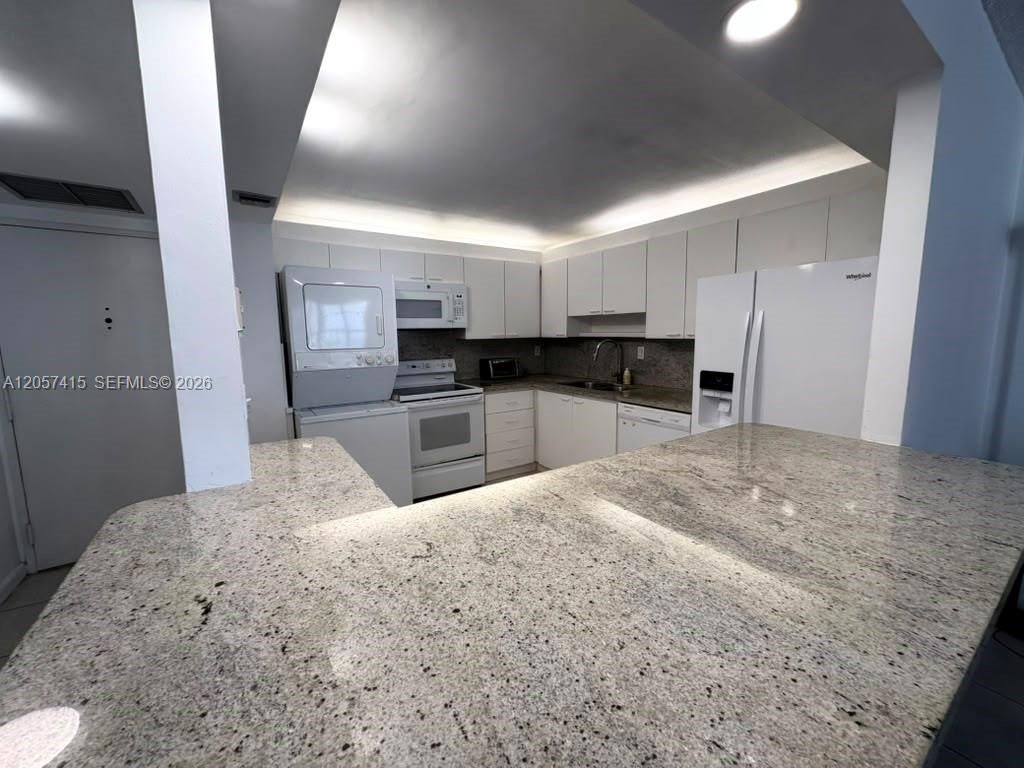 1865 Brickell Ave, Unit A811, Miami, FL 33129 Photo
