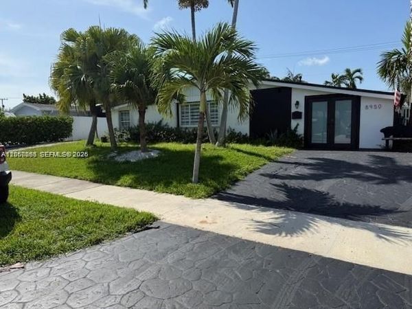 8950 SW 197th St , Cutler Bay, FL 33157