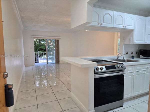 6200 W Flagler St , Unit 201, Miami, FL 33144