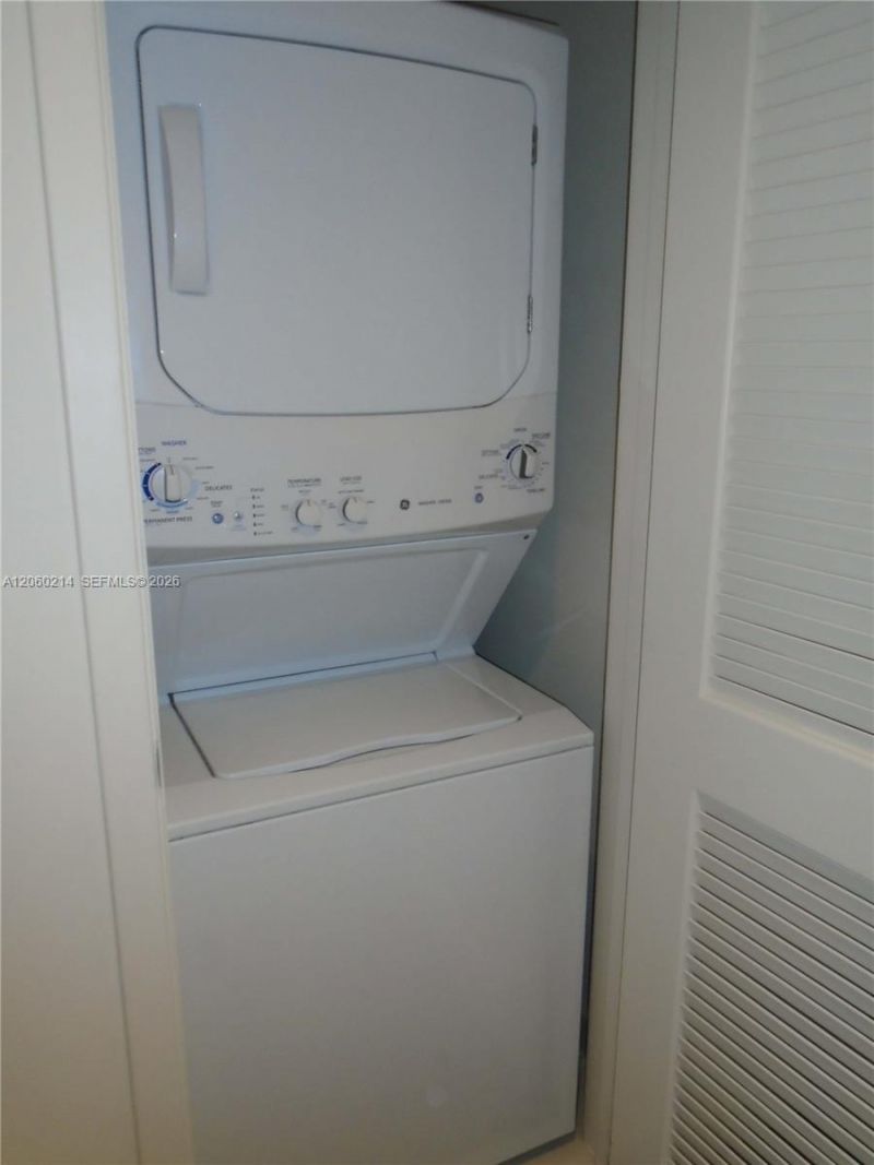 1100 S Miami Ave , Unit 3305, Miami, FL 33130 Photo