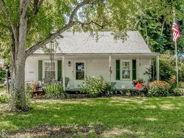 10215 E Muncie Street , Selma, IN 47383