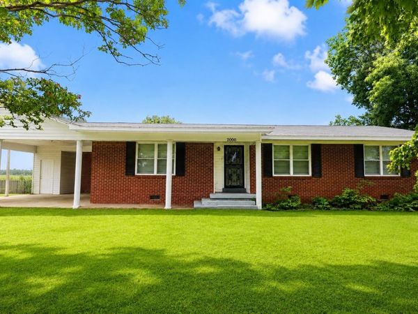 2000 CULBREATH RD, Covington, TN 38019