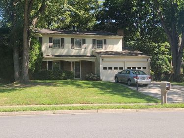 9702 ASPEN HOLLOW WAY, FAIRFAX, VA 22032
