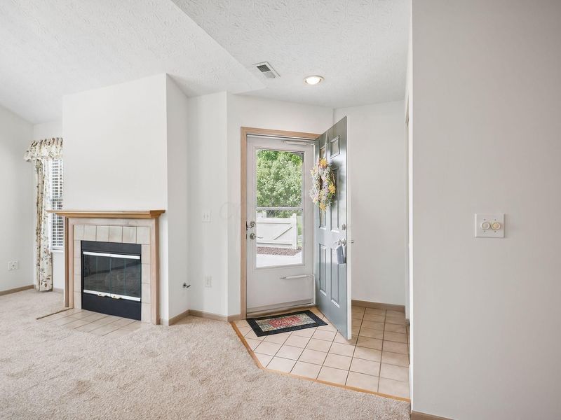 5568 Meadowood Lane, Westerville, OH 43082 Photo 4