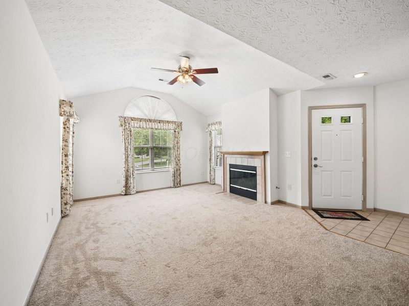 5568 Meadowood Lane, Westerville, OH 43082 Photo 6