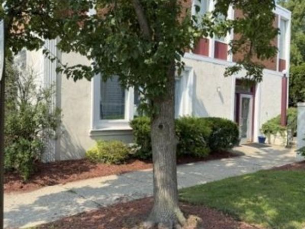 97 Main St, Newton, NJ 07860