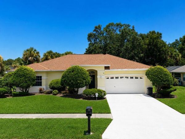 3 Fairfax Court, Palm Coast, FL 32164