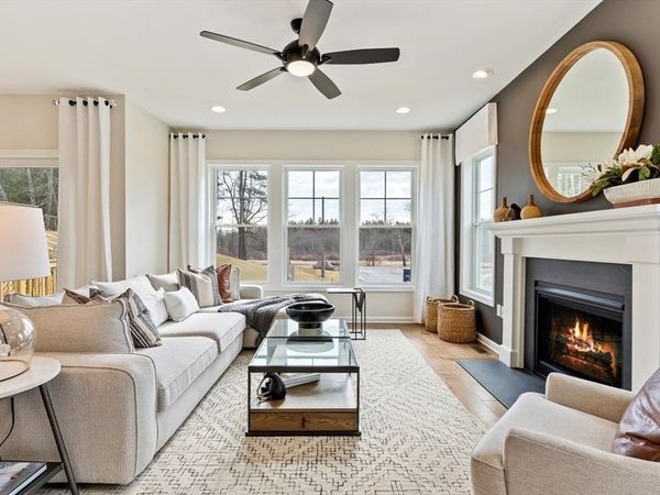 25 Emerald Run, Unit 15, Shrewsbury, MA 01545