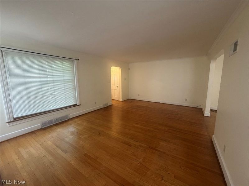 428 W Midlothian Boulevard , Youngstown, OH 44511 Photo 4