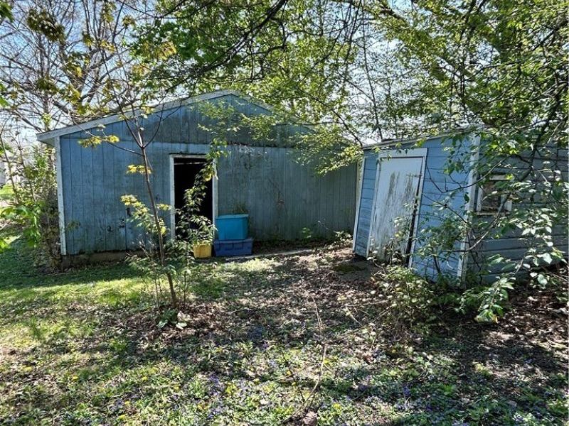 1044 S Freedom Avenue, Alliance, OH 44601 Photo 6