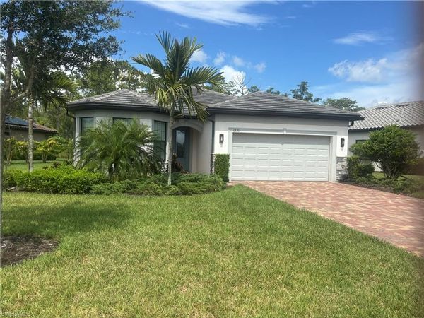 6820 Winding Cypress DR, NAPLES, FL 34114