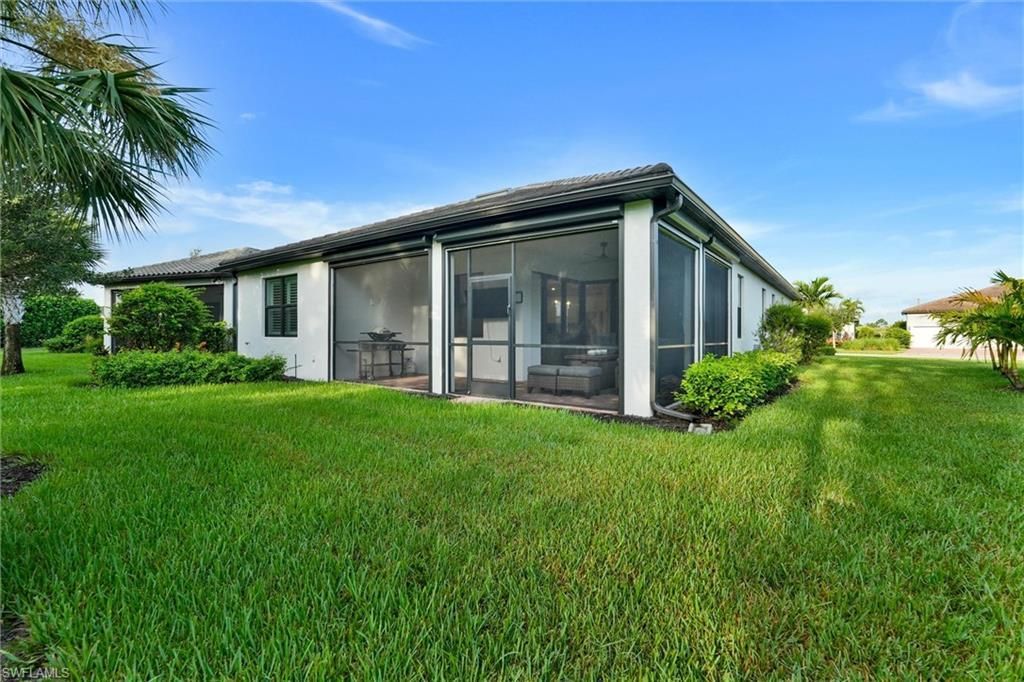 6820 Winding Cypress Dr, Naples, FL 34114 Photo