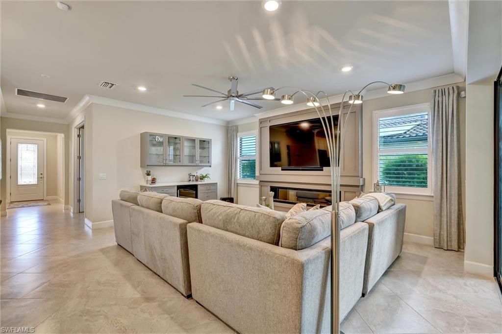 6820 Winding Cypress Dr, Naples, FL 34114 Photo