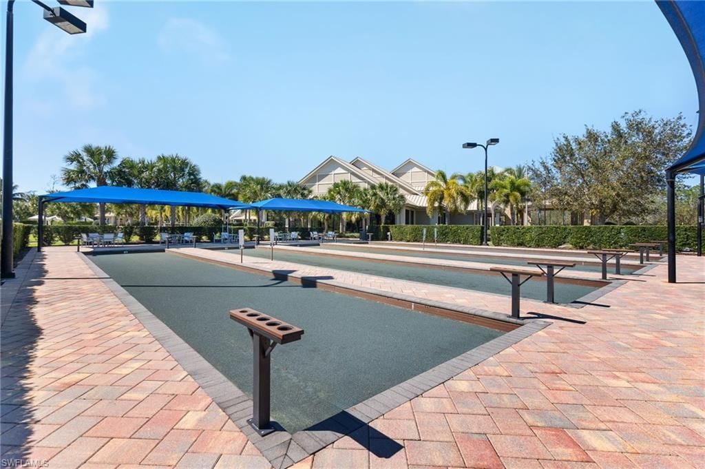 6820 Winding Cypress Dr, Naples, FL 34114 Photo