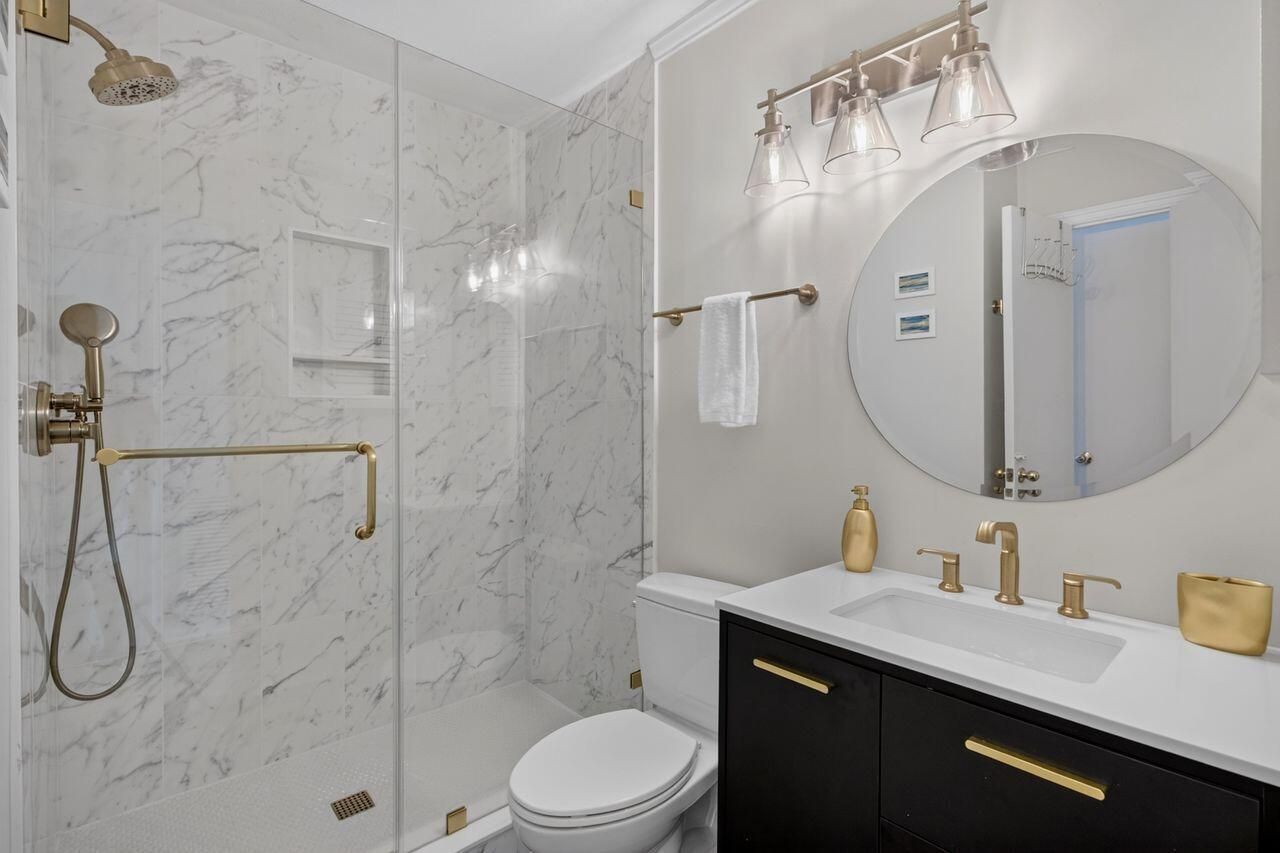 1300 Ocean Boulevard Photo 18