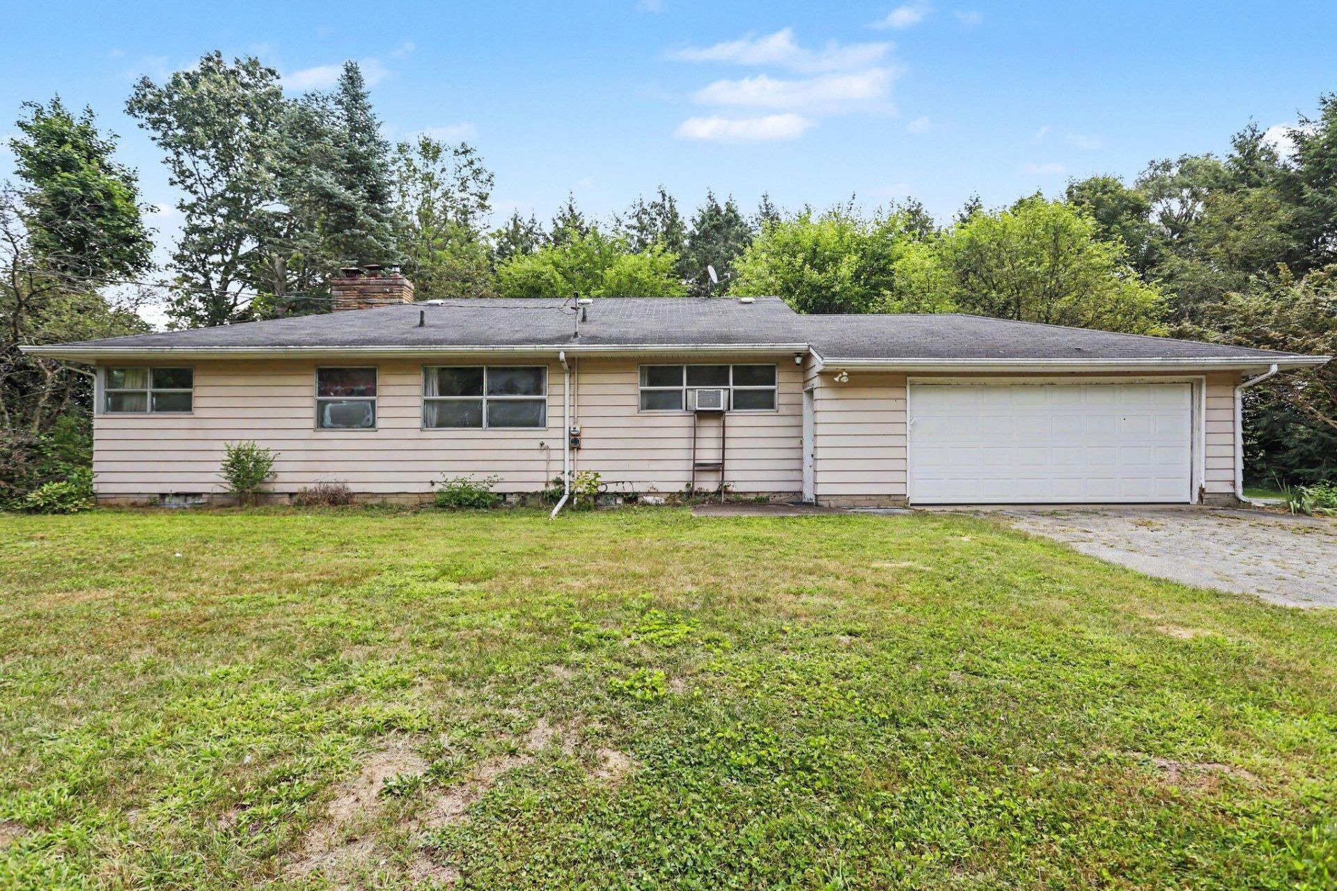 34053 20th Avenue, Gobles, MI 49055 Main Photo
