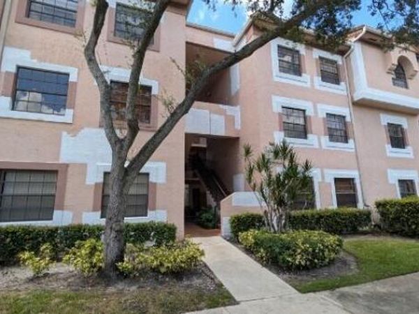 10730 NW 14th Street, Unit 165, Plantation, FL 33322