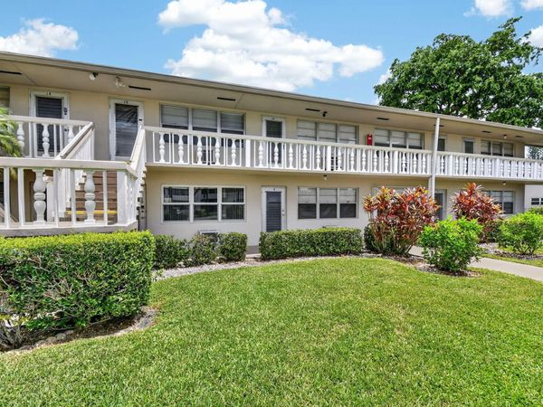 16 SUSSEX A, West Palm Beach, FL 33417