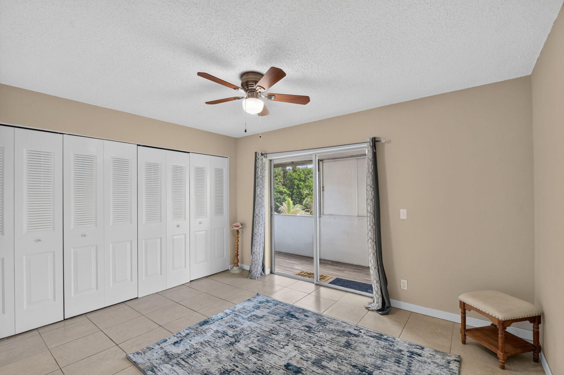 16 Sussex A, West Palm Beach, FL 33417 Photo