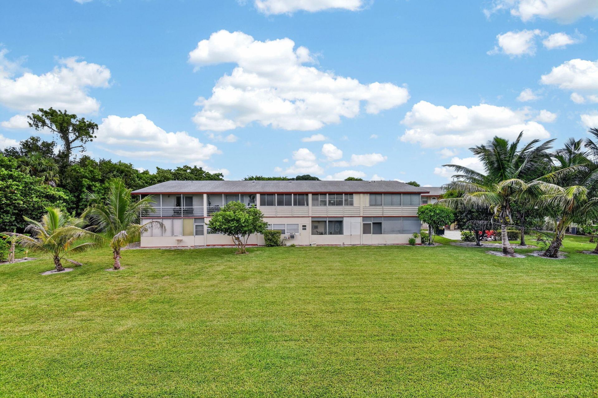 16 Sussex A, West Palm Beach, FL 33417 Photo