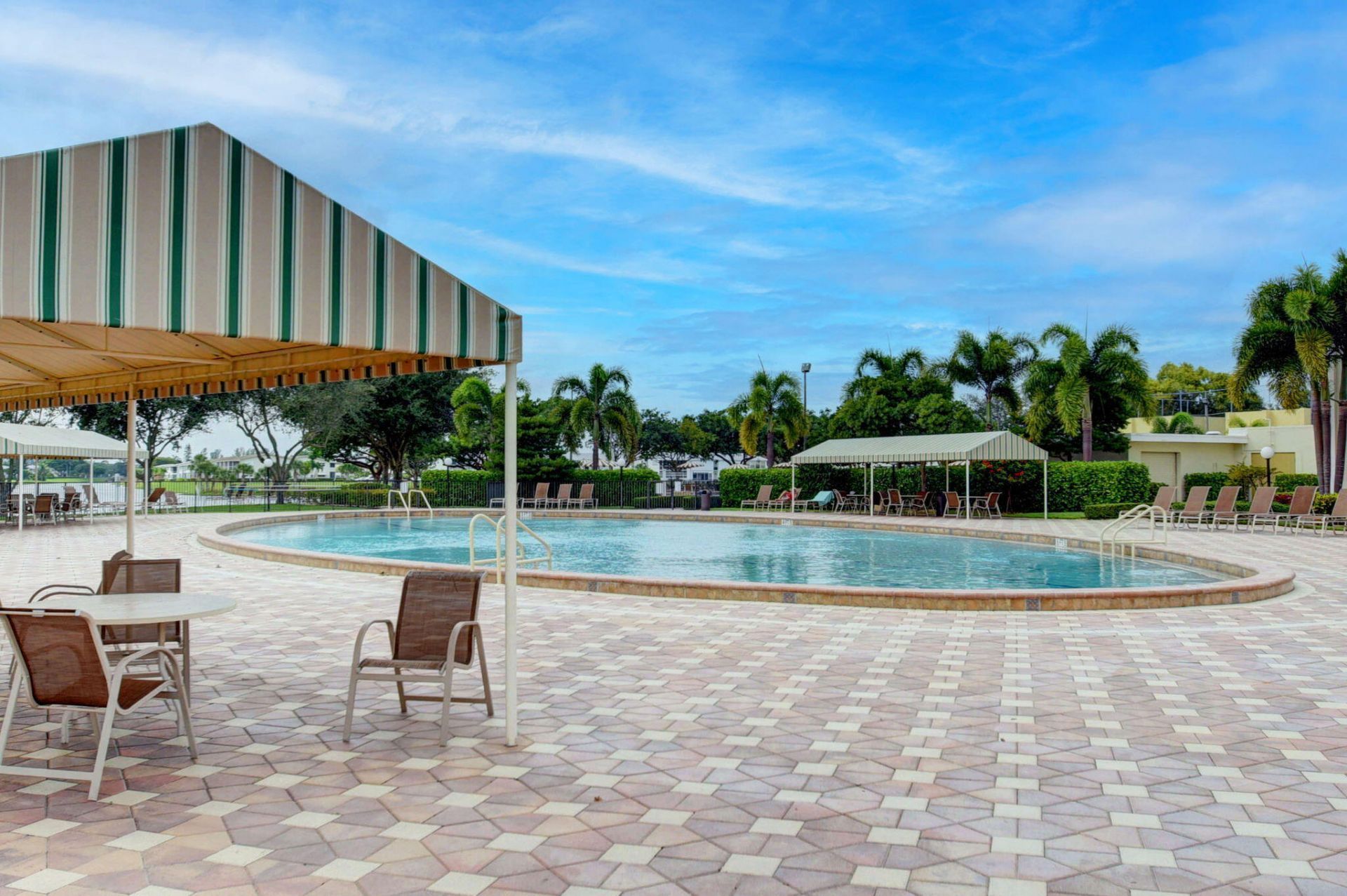 16 Sussex A, West Palm Beach, FL 33417 Photo