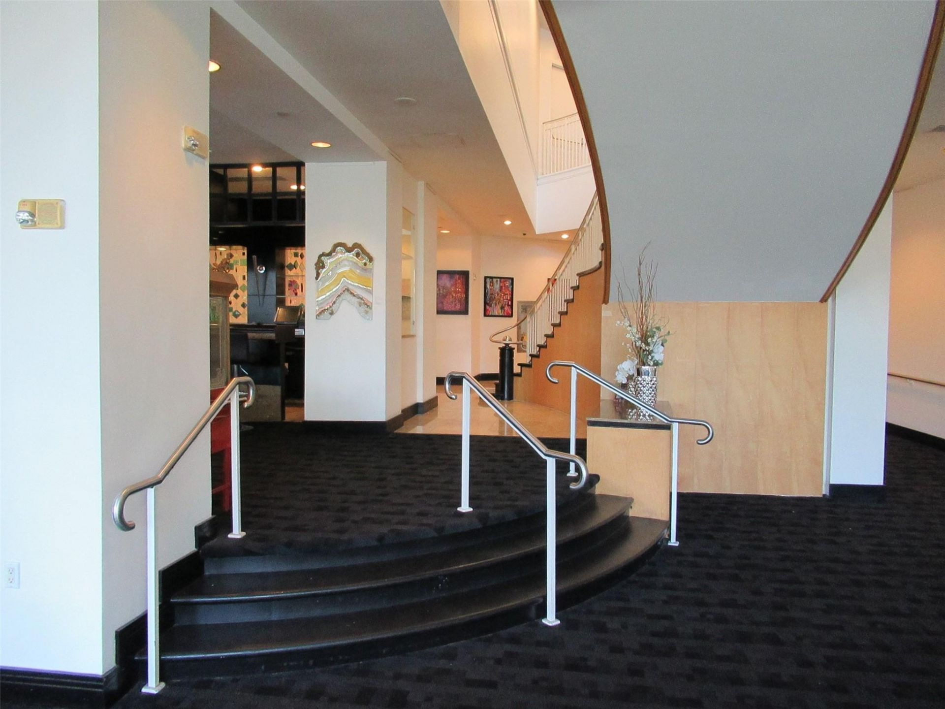 2670 E Sunrise Boulevard, Unit 301, Fort Lauderdale, FL 33304 Photo