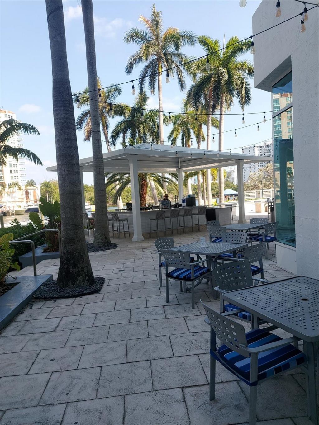 2670 E Sunrise Boulevard, Unit 301, Fort Lauderdale, FL 33304 Photo