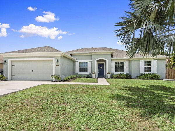 2141 SW Leafy Road, Port St. Lucie, FL 34953
