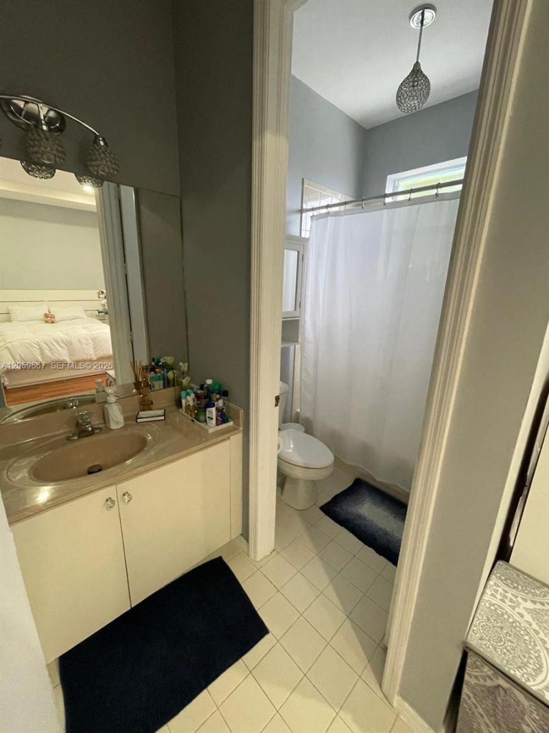 2258 NE 42nd Cir , Homestead, FL 33033 Photo
