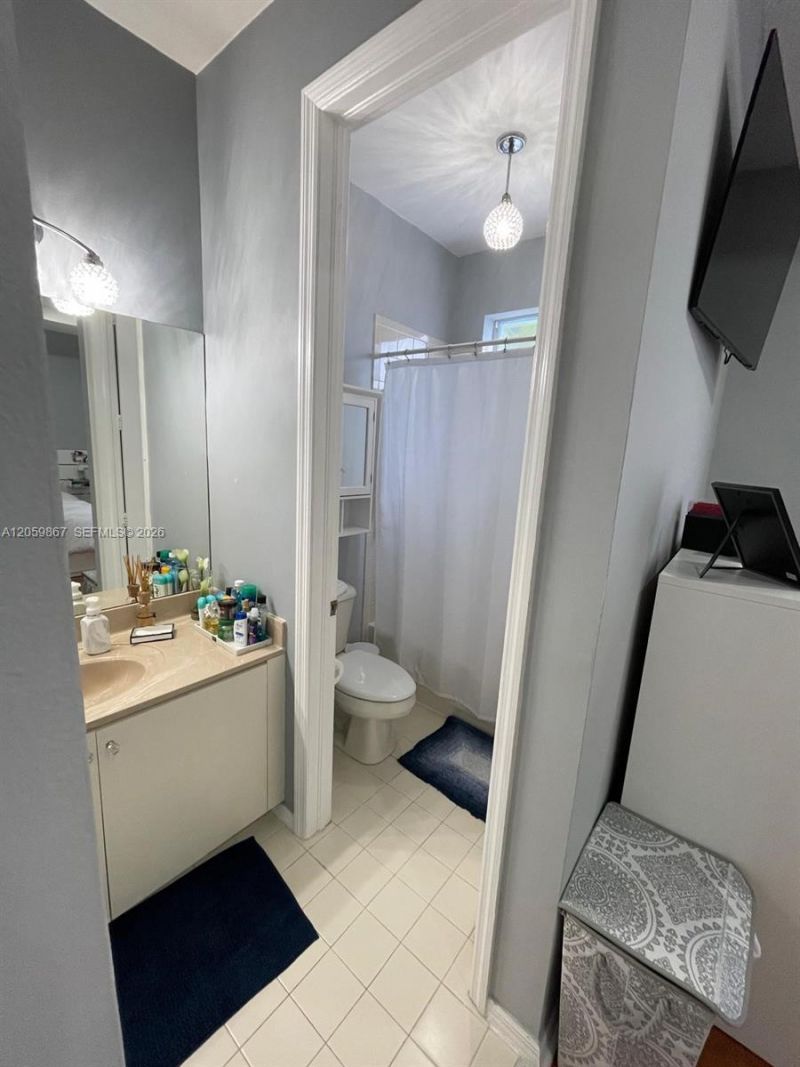 2258 NE 42nd Cir , Homestead, FL 33033 Photo