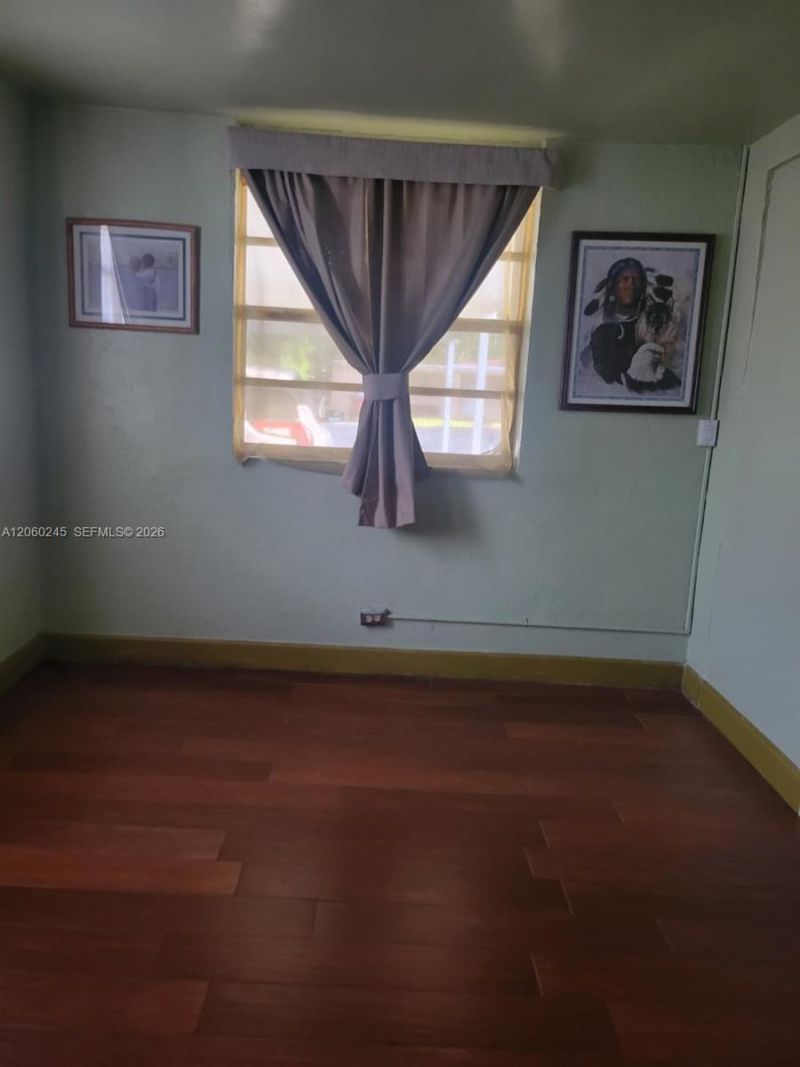 1680 NW 133rd St, North Miami, FL 33167 Photo