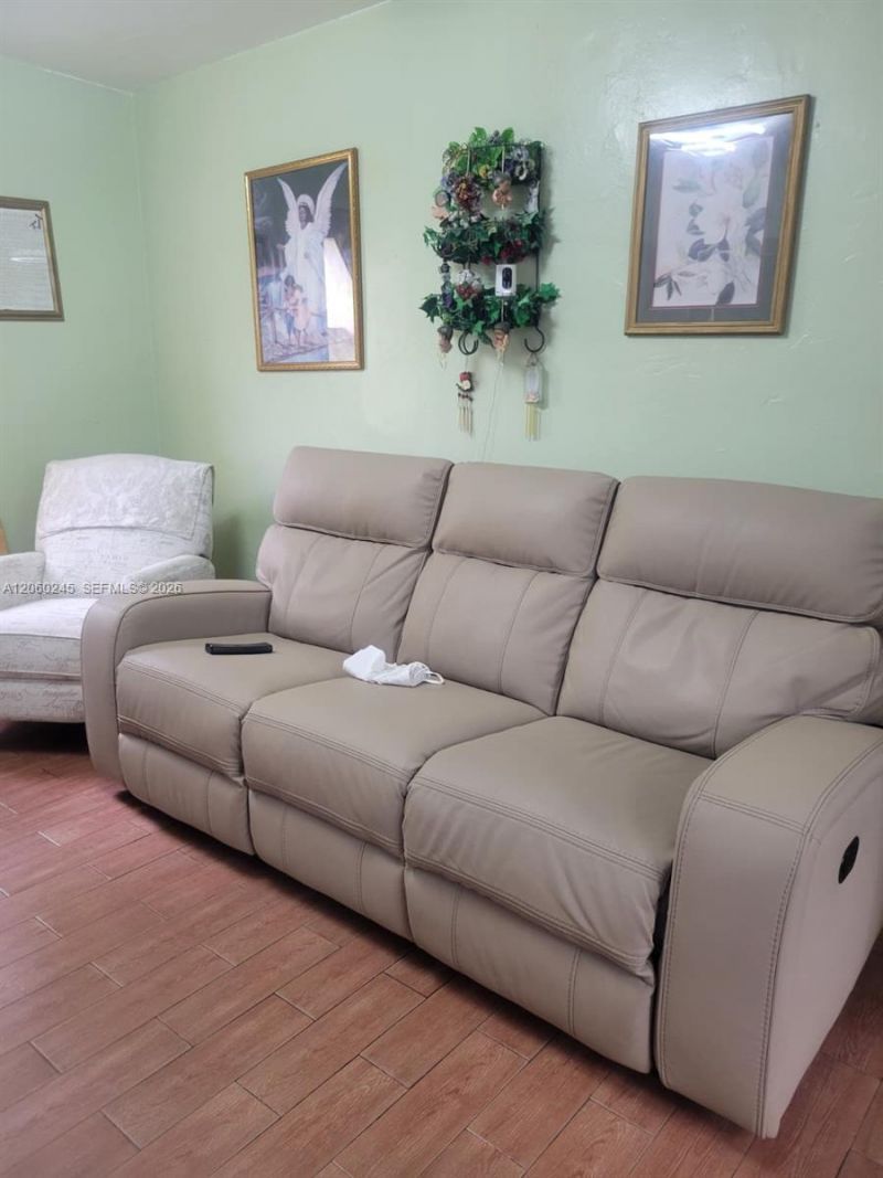 1680 NW 133rd St, North Miami, FL 33167 Photo
