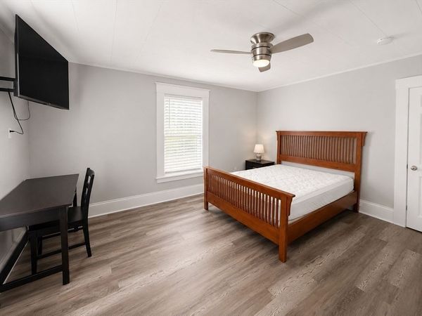 423 King St, Unit 2FR, Littleton, MA 01460