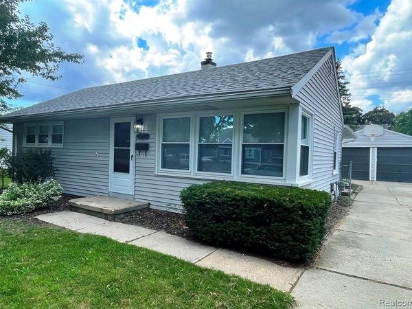 4609 MANKATO Avenue, Royal Oak, MI 48073