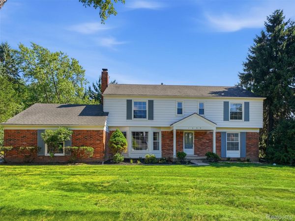 1609 Cider Mill Road, Bloomfield Hills, Mi 48302