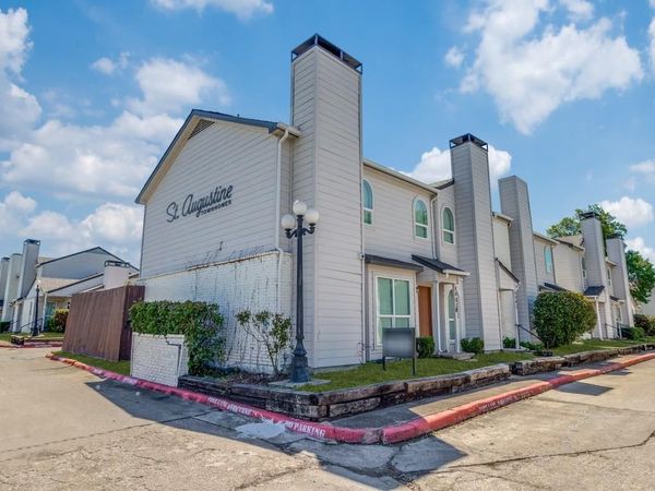9524 Military Parkway , Dallas, TX 75227