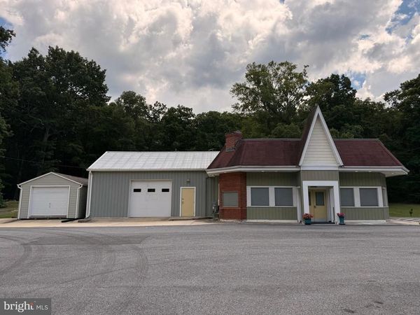 8200 CRAIN HIGHWAY, LA PLATA, MD 20646